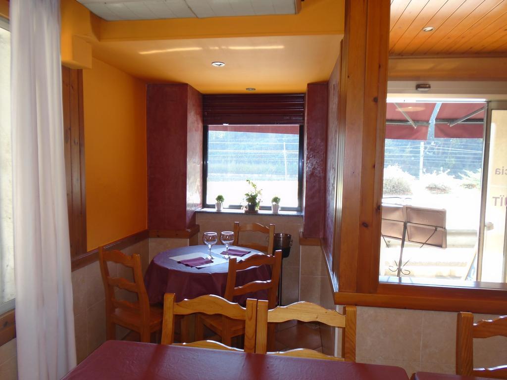 Hostal Fonda Galicia Cardedeu Exterior photo